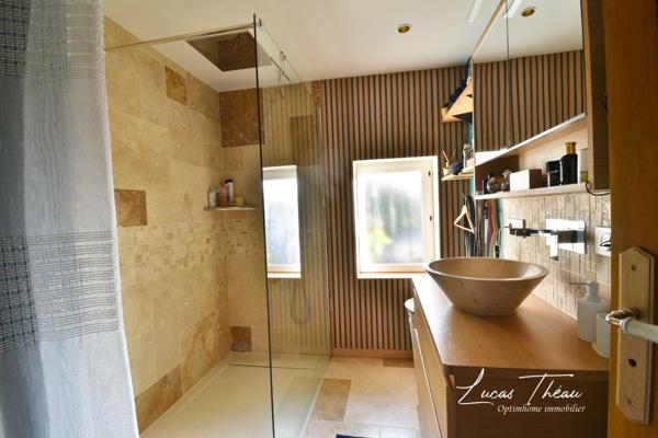 À vendre – Longère 5 pièces avec piscine chauffée