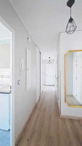 Appartement T3 récent de 67m², lumineux, avec balcon, parking et ascenseur, proche centre-ville et transports
