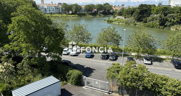 À vendre Studio 22.06 m² - La Rochelle 17000