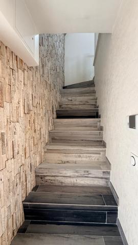 Appartement
         3 pièces
        - 80 m² Exclusivité 235 000 € *