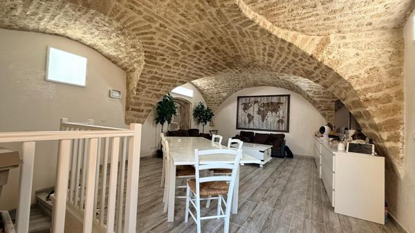 Appartement
         3 pièces
        - 80 m² Exclusivité 235 000 € *