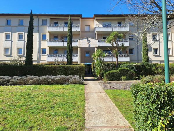 Appartement à louer    3 pièces •  Pessac