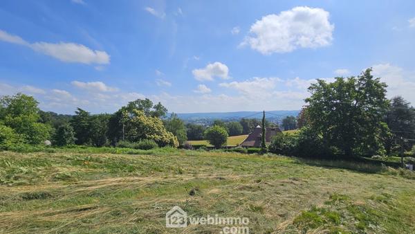 Terrain constructible 1600 m² à Nay 64800