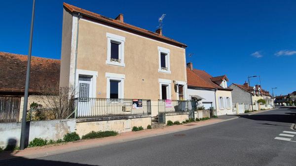 A VISITER SANS TARDER !!!  Seulement à 15 MINUTES DE VICHY !!!