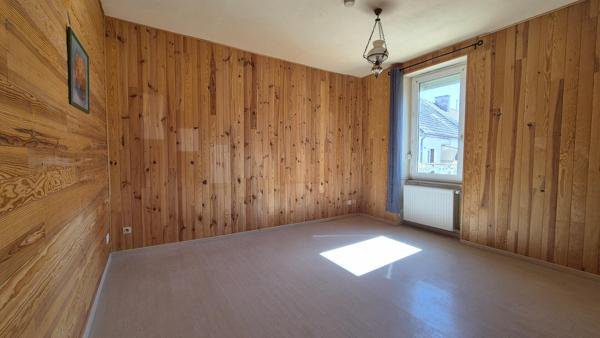 A VISITER SANS TARDER !!!  Seulement à 15 MINUTES DE VICHY !!!