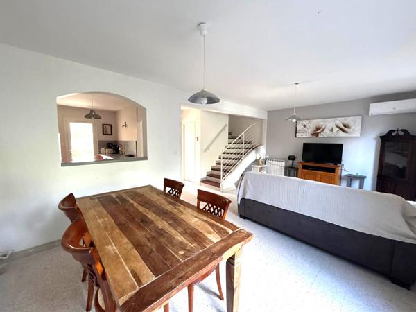 Location maison L'Isle-sur-la-Sorgue - 5 pièce(s) - 99 m² - 1 358 €/mois