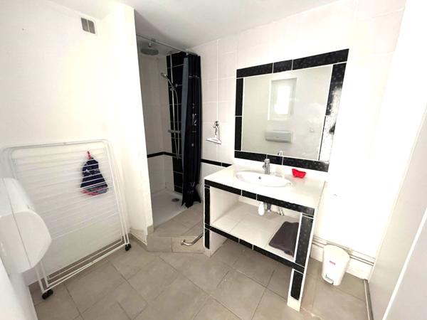 Location maison L'Isle-sur-la-Sorgue - 5 pièce(s) - 99 m² - 1 358 €/mois