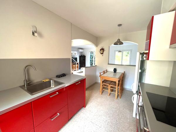 Location maison L'Isle-sur-la-Sorgue - 5 pièce(s) - 99 m² - 1 358 €/mois