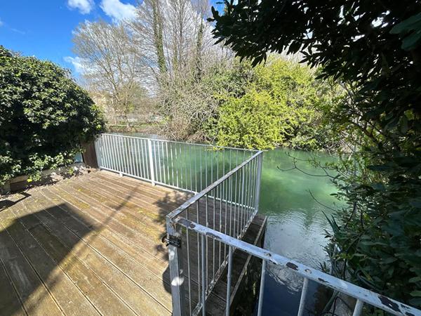 Location maison L'Isle-sur-la-Sorgue - 5 pièce(s) - 99 m² - 1 358 €/mois