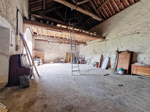 proche gares direct Paris (10mn)