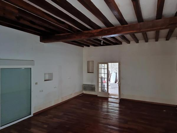 proche gares direct Paris (10mn)