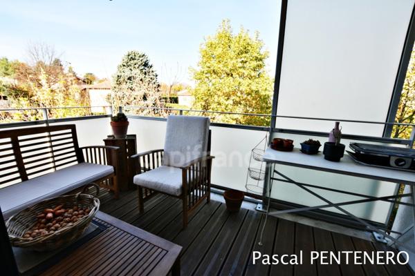 Appartement T2 avec terrasse et garage en sous-sol à Vénissieux, proche Village