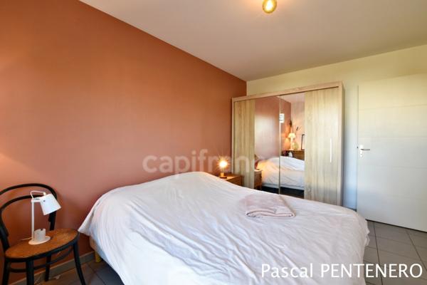 Appartement T2 avec terrasse et garage en sous-sol à Vénissieux, proche Village