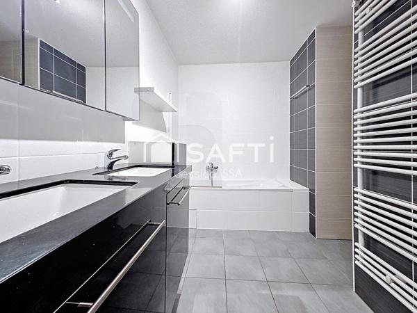 Appartement centre-ville avec Loggia, parking