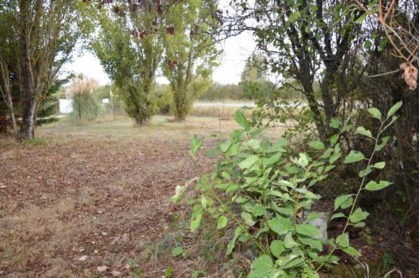 TERRAIN CONSTRUCTIBLE HORS LOTISSEMENT
