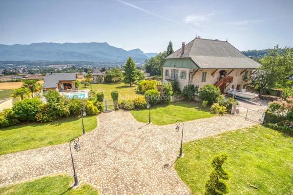 Vente Propriété 20 pièces 487 m2 à Chambéry