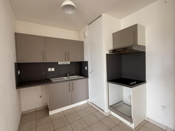 SAINT-SÉBASTIEN-SUR-LOIRE - APPARTEMENT T5 - BALCON + PARKING - PINEL