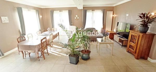 Maison à Sens, 89100 - 7 pièces 223m²