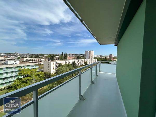 Appartement à louer 3 pièces 82.57m² Le Mans (72100)