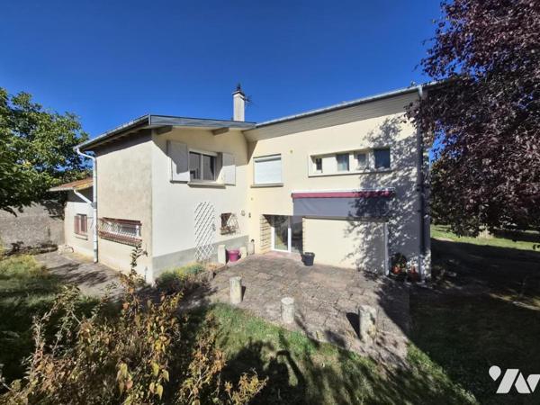 MAISON INDIVIDUELLE T6 AVEC GARAGE ET TERRAIN 