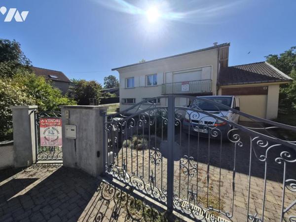 MAISON INDIVIDUELLE T6 AVEC GARAGE ET TERRAIN 