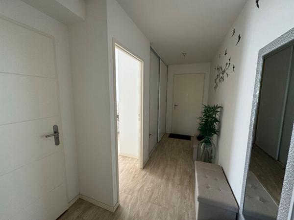 Bel Appartement T2 avec terrasse et parking - Amiens Sud
