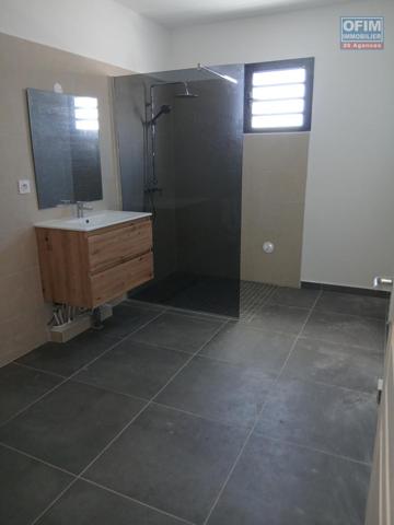 Louer appartement F4 neuf sur le Port