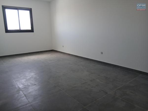 Louer appartement F4 neuf sur le Port