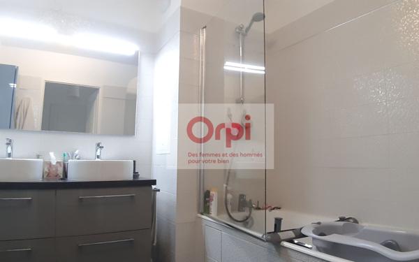 Appartement à vendre    3 pièces • 68,14 m2 Vanves