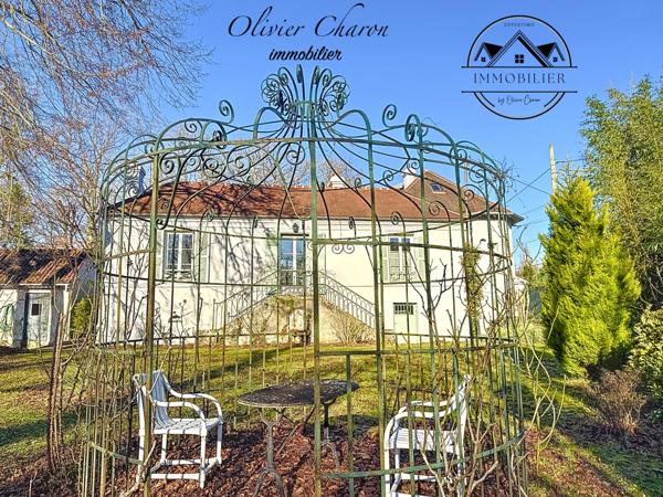 Triel-sur-Seine (78510) Maison de Maitre 19ème 250m2 sur 3420m2 de terrain