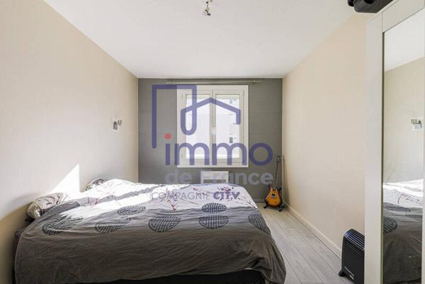 Appartement 2 pièces                                        - 38000 Grenoble Réf : 21779