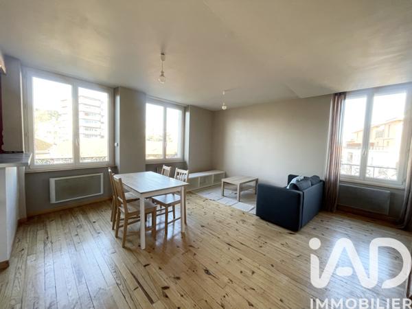 Location appartement 3 pièces 61 m² Saint-Priest-en-Jarez