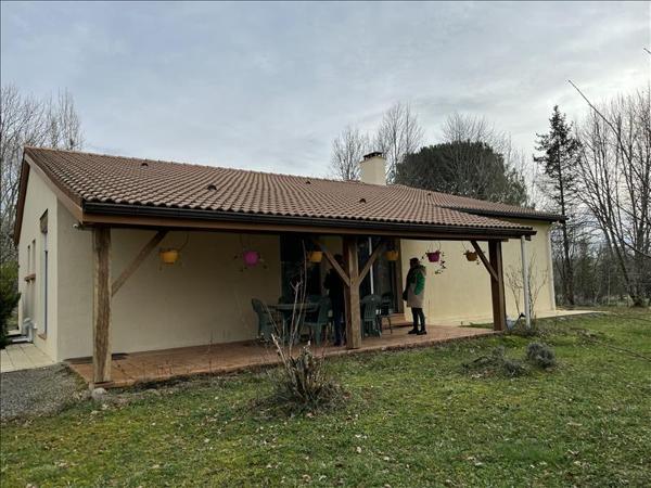 Maison à vendre |  Plaisance |  4 pièces | 130 m²