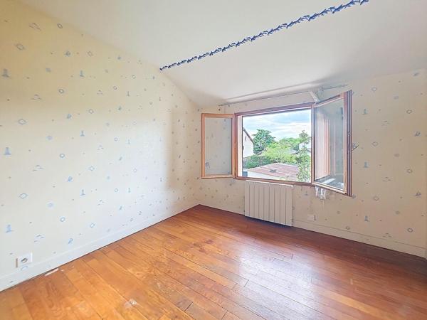 Maison 5 pièces - 90 m²