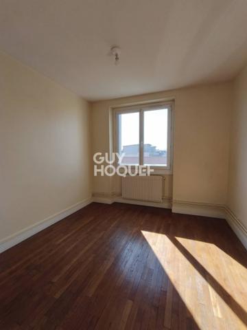 APPARTEMENT À LOUER DE 3 PIÈCES DE 65,86 M²