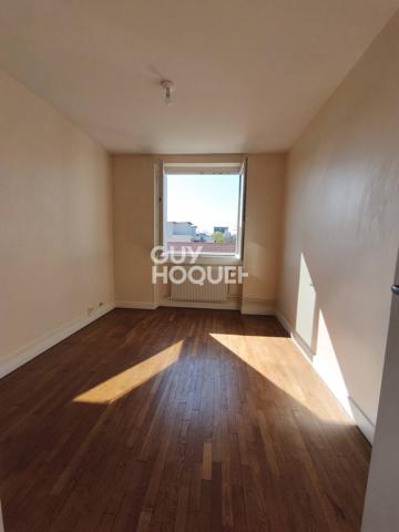 APPARTEMENT À LOUER DE 3 PIÈCES DE 65,86 M²