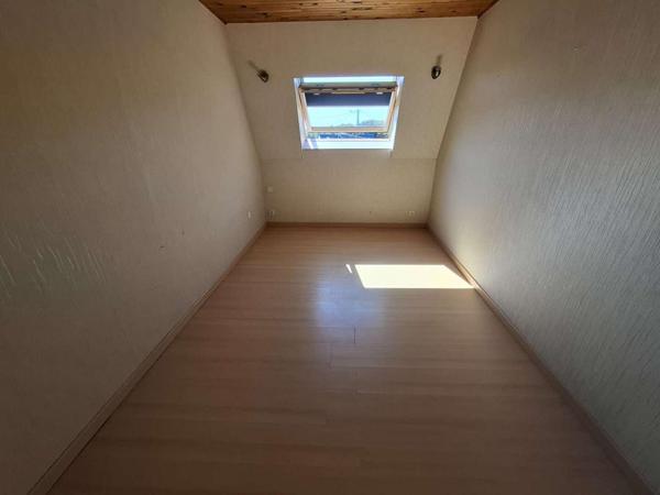 Maison atypique proche L'aigle 8 pièce(s) 140.77 m2 + terrain 1713m²