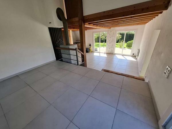 Maison atypique proche L'aigle 8 pièce(s) 140.77 m2 + terrain 1713m²