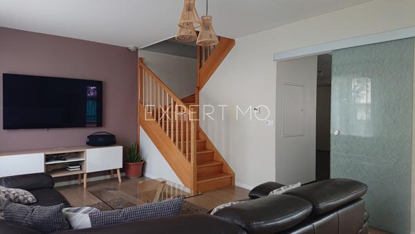 Gennevilliers (92230) Belles prestations pour maison familiale avec jardin et terrasses au calme absolu