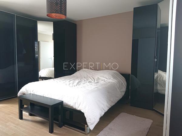 Gennevilliers (92230) Belles prestations pour maison familiale avec jardin et terrasses au calme absolu