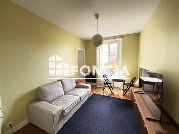 Location Appartement meublé 2 pièces 31.05 m² - Paris 75010