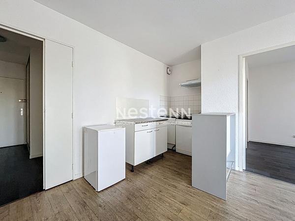 A VENDRE - TOULOUSE- APPARTEMENT T2 avec 2 places de parking et cellier avec ascenseur