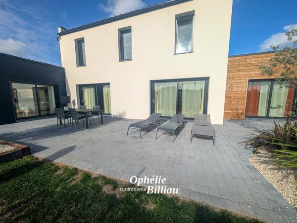 Maison contemporaine 2025 – env. 250 m² – 5 chambres – terrain 2 663 m² – Aire-sur-la-Lys