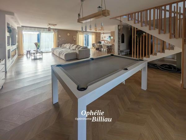 Maison contemporaine 2025 – env. 250 m² – 5 chambres – terrain 2 663 m² – Aire-sur-la-Lys