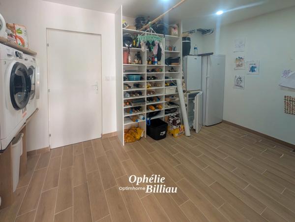 Maison contemporaine 2025 – env. 250 m² – 5 chambres – terrain 2 663 m² – Aire-sur-la-Lys