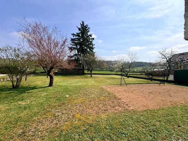 Pavillon 3 chambres 82 m² terrain 867 m² 5 mins Nevers Proche autoroute 2h de Paris