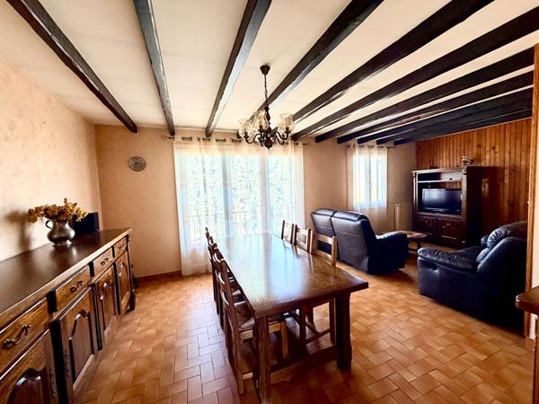 Pavillon 3 chambres 82 m² terrain 867 m² 5 mins Nevers Proche autoroute 2h de Paris