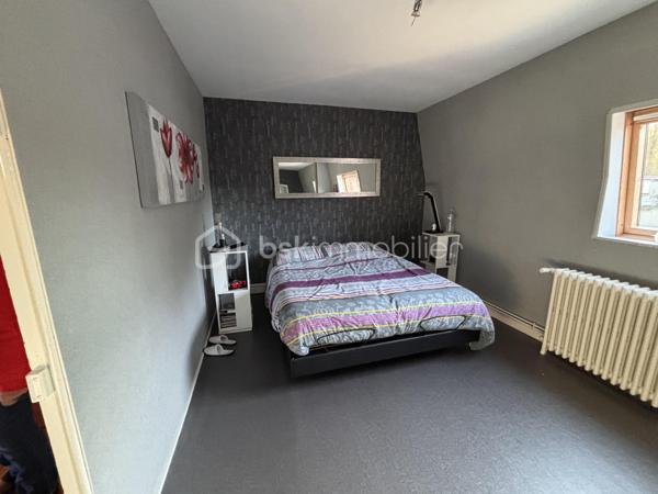 Maison ancienne de 694 m²