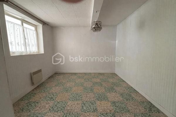 Maison ancienne de 694 m²