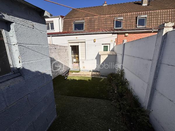 Maison ancienne de 694 m²